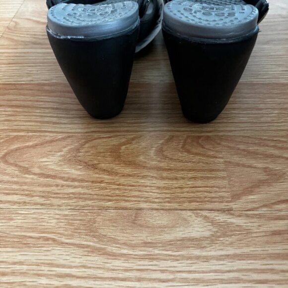 Crocs Black High Heels Sandal Size 8 - Picture 5 of 8